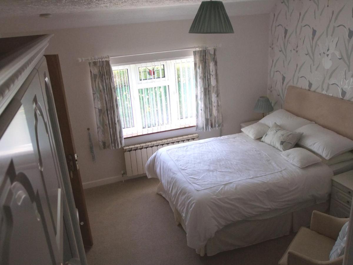 ポントファーン Erw-Lon Farm Bed & Breakfast 部屋 写真